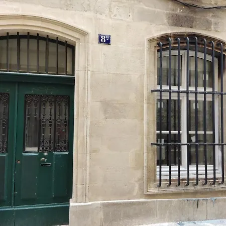 Au De Llea *